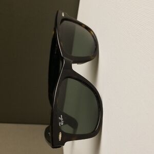 Ray-Ban Black Sunglasses